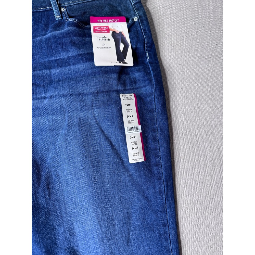 Signature by Levi Women Plus Size 24 Mid Rise‎ Bootcut Jeans Simply Stretch - Picture 9 of 9